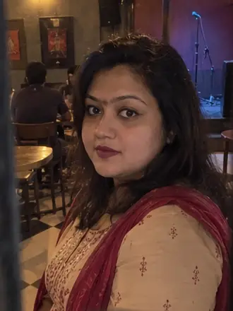 Neha, North Indian look, Patna escort from Bailey Road