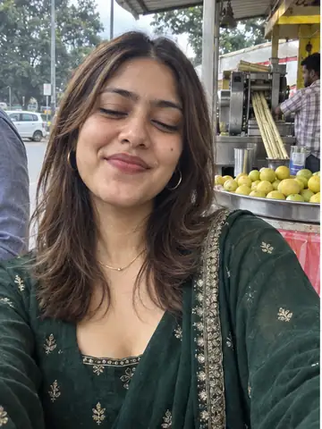 Komal, 26 - Pune escort from Viman Nagar