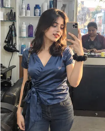 Shreya, one of the Ranchi escorts, Morabadi side